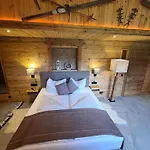 Wellness Mit Sauna, Outdoor Whirlpool & Kamin *