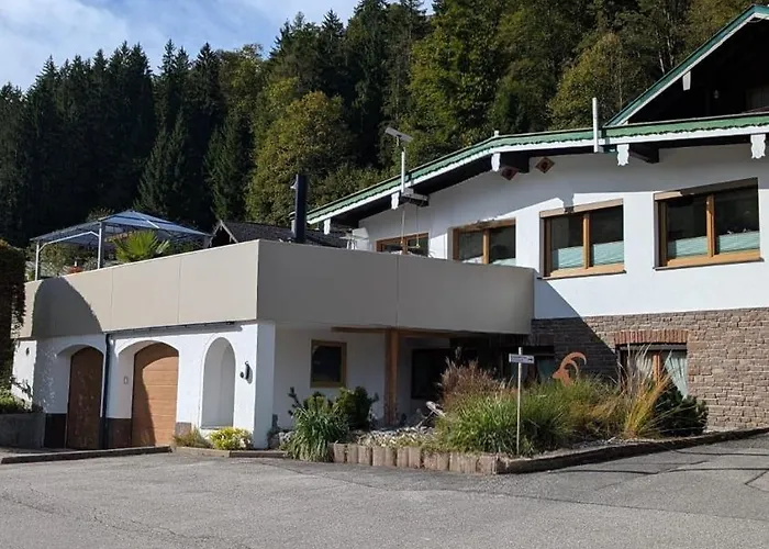 Wellness Mit Sauna, Outdoor Whirlpool & Kamin Apartamento