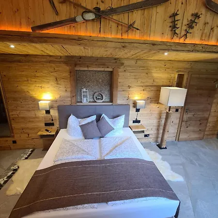 Wellness Mit Sauna, Outdoor Whirlpool & Kamin *