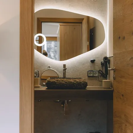 Wellness Mit Sauna, Outdoor Whirlpool & Kamin Apartamento *